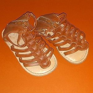 Girls size 6 sandles toddlers